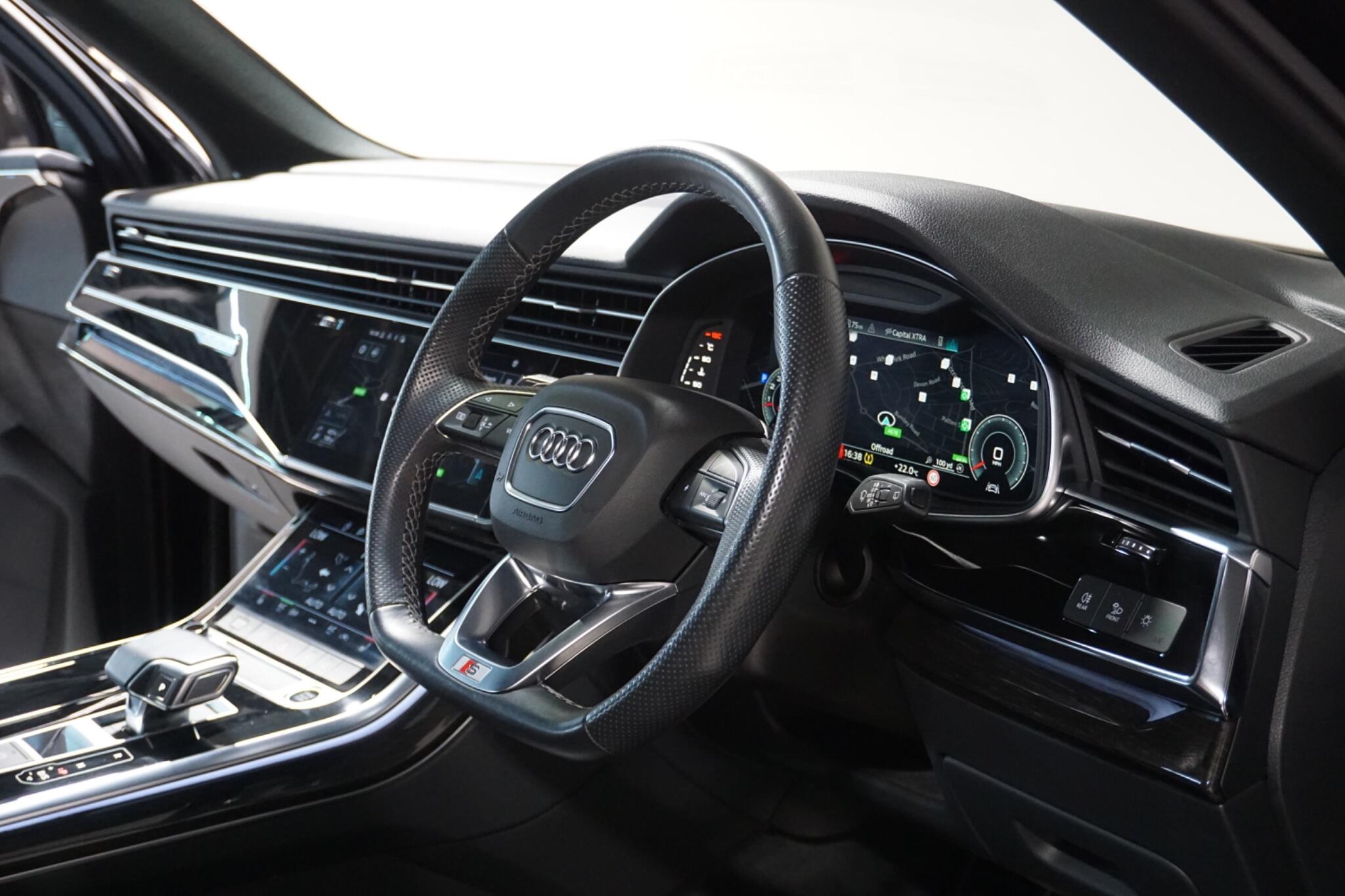 Audi Q7 3.0 TFSI V6 55 Black Edition SUV 5dr Petrol Tiptronic quattro Euro 6 (s/s) (340 ps)
